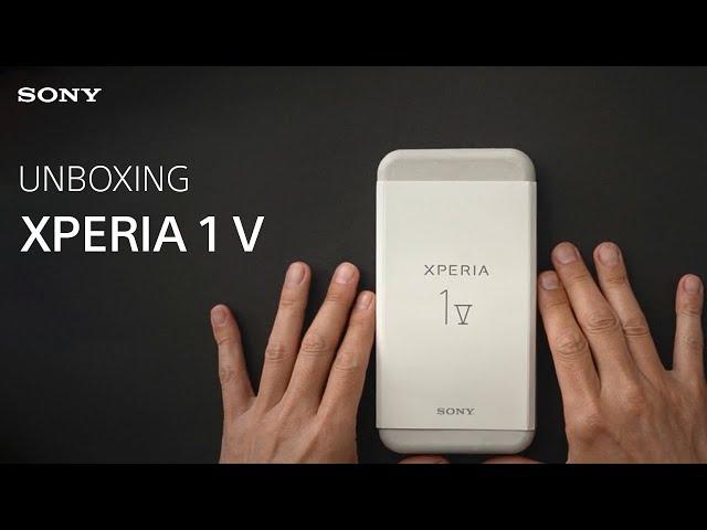 Unboxing: Sony Xperia 1 V