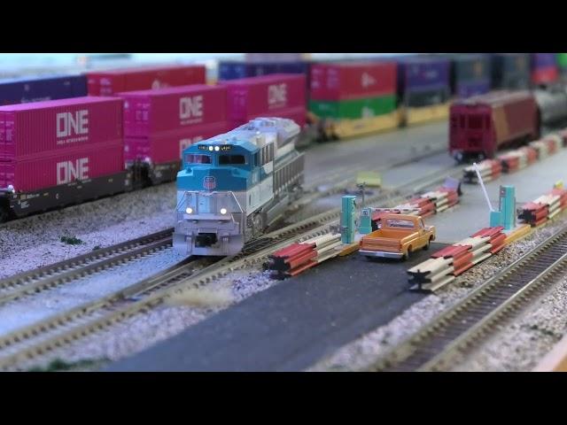N scale Union Pacific Oil Tank Train Operation