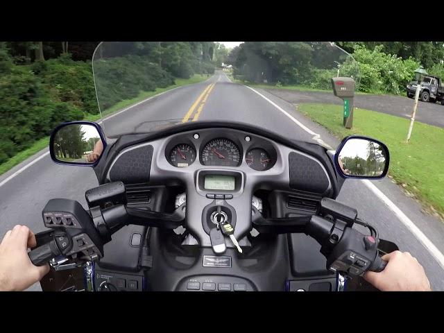 What does a Goldwing trike really drive like?