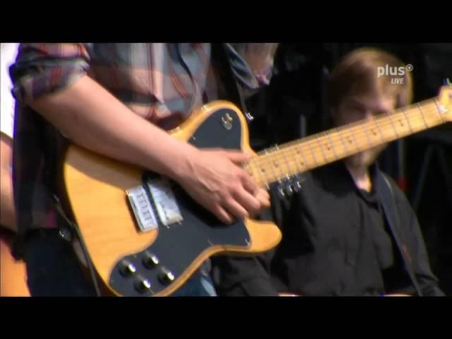 THEES UHLMANN & BAND - Und Jay Z Singt Uns Ein Lied @ Rock Am Ring 2011 [HD]