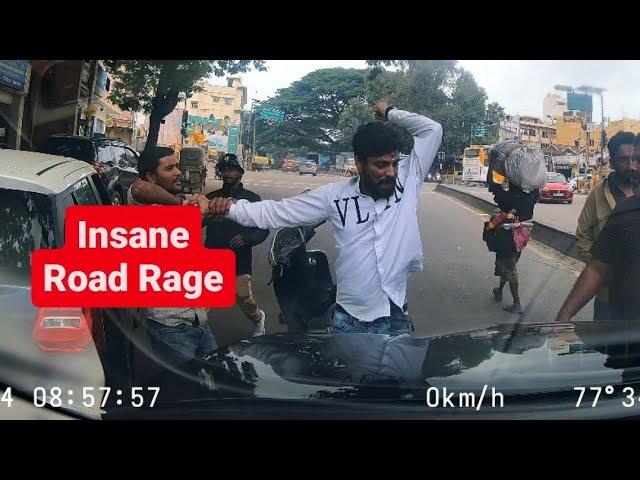 Insane road rage caught on dashcam