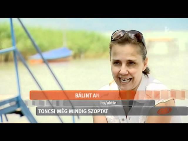 Toncsi lánya csak imitálja a szopizást - tv2.hu/aktiv