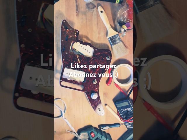 TUTO RAPIDO: enlever facilement un bouton d’une  guitare #fender #jazzmaster  #guitar