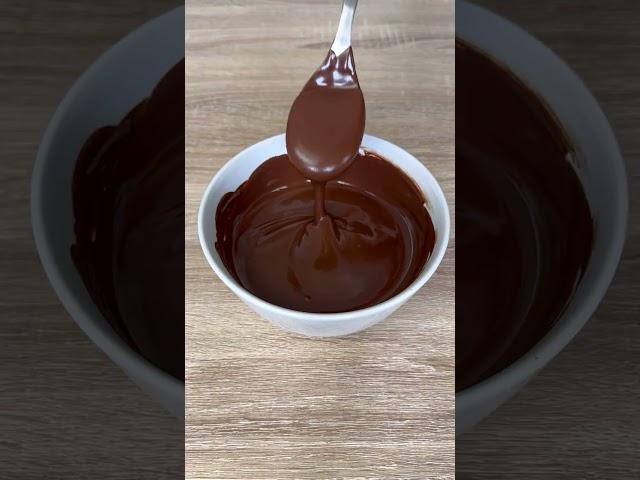  CIOCCOLATINI FREDDI RIPIENI di YOGURT e FRAGOLE: la MERENDA ESTIVA PERFETTA️ #Shorts