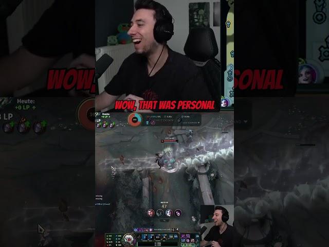 MIND CONTROLLING ENEMY TEAM BECAUSE OF MY DRIVING SKILLS #leagueoflegends #twitch #scrims