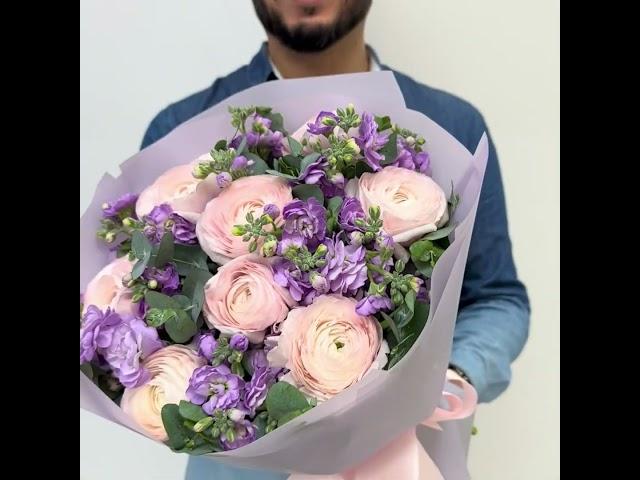 Дуо Букет S  «Искусство Любить» #flowerstory #букеты #магазинцветов #цветы #ранункулюсы #матиолы