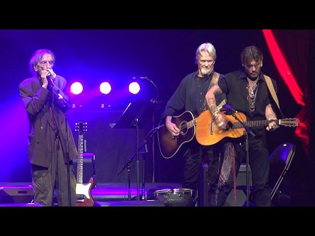 Harry Dean Stanton performs 'Everybody's Talkin' with Johnny Depp & Kris Kristofferson