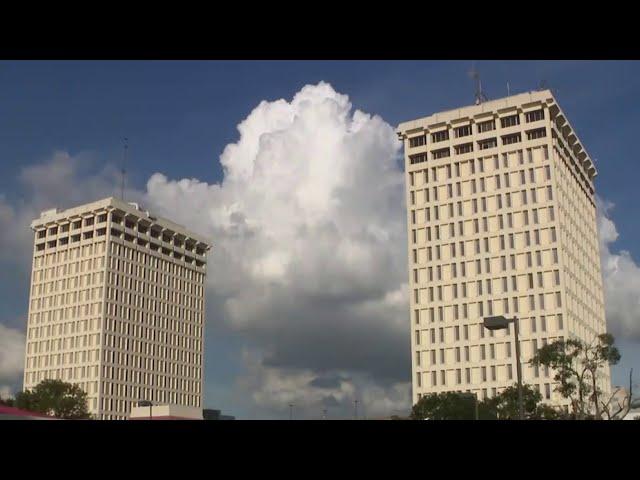 Calls for tighter security at University of Houston following armed robbery inside dorm room