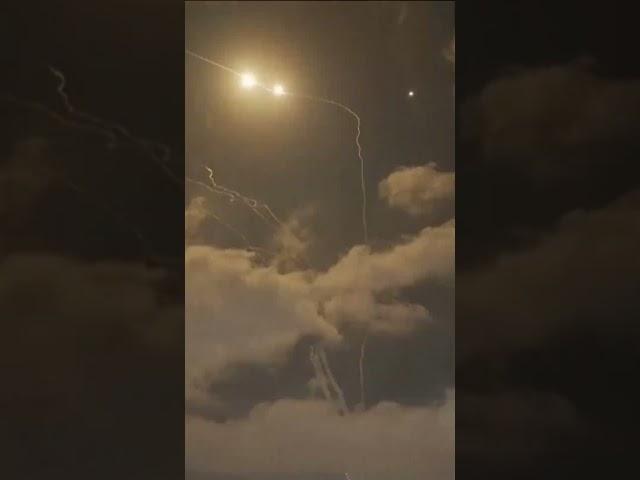 Video capture Israeli missile strikes in Iran
