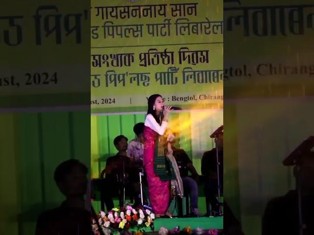 USHA RANI SINGER METAI KONNAI .