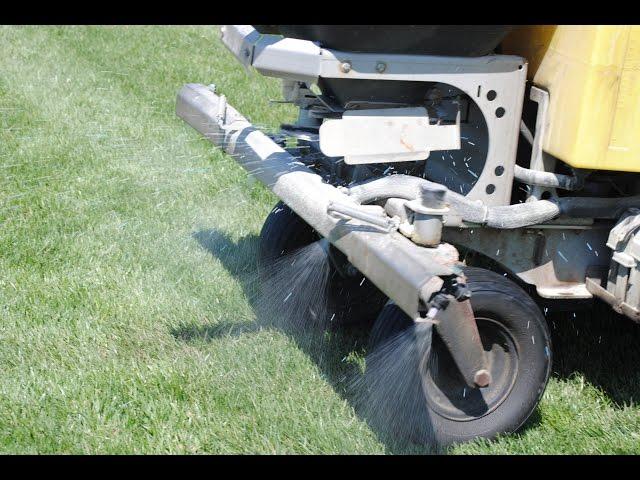 Lawn Treatment Springfield IL   For Homeowners And Commercial Property Managers