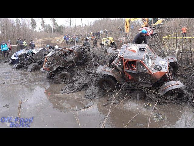 4x4 Off-road Rebuilt and self-built off road Vehicles  in mud race, event Jaanikese 2022 / ET 2