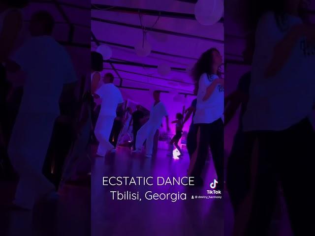 Ecstatic dance – it’s a dance of body and spirit  Highly recommend to try #energy #openmind #dance