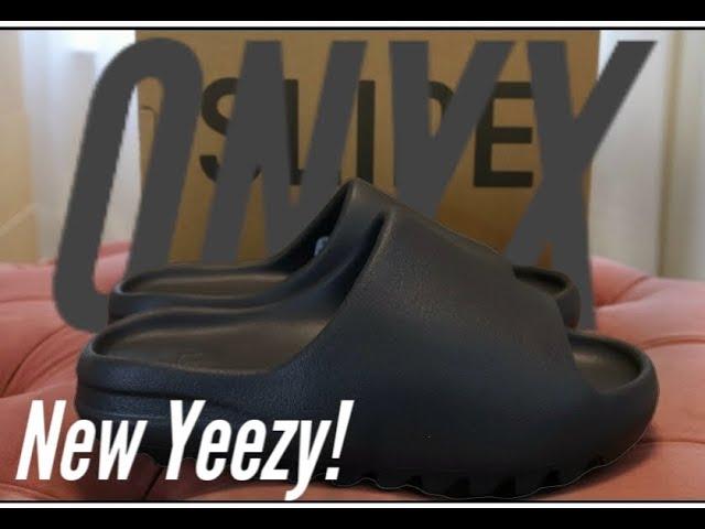 Yeezy Slide Onyx Review & Comparisons