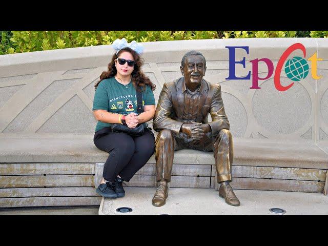 An Evening in EPCOT | Trying SPICY Carolina Reaper Wings & LUMINOUS | Walt Disney World Vlogs 2024