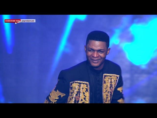 Miracle Papa { LIVE MINISTRATION AT THE PRAISE OVATION }