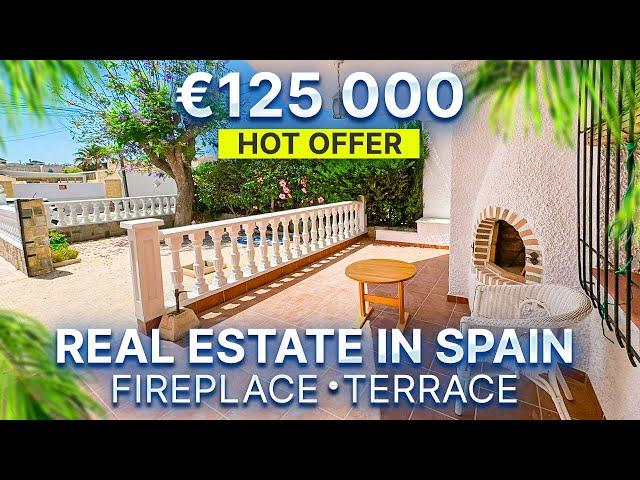 Hot offer! € 125 000 Property with a large terrace in a great location near the sea