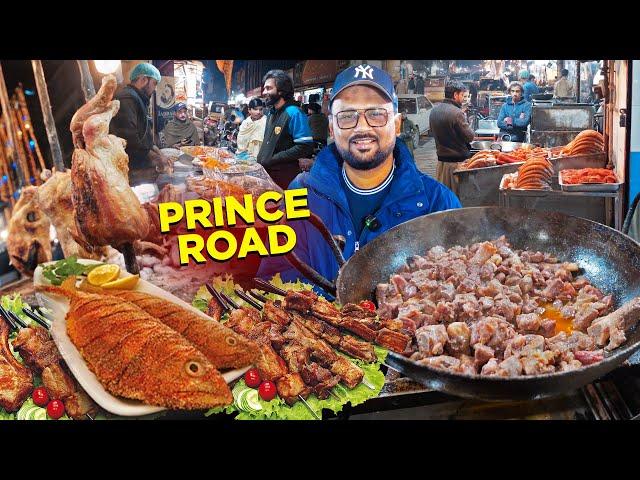 Akber Karhai aur Green BBQ at Prince Road Food Street | Fried Fish, Jalebi | Pakistani Street Food