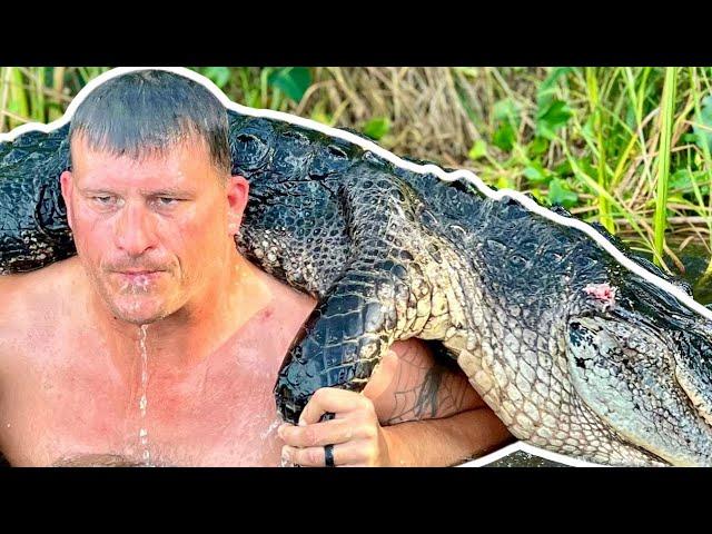 GIANT GATOR CAPTURED ALIVE! | Catch & Cook | CRABCAKES FLORIDA STYLE!