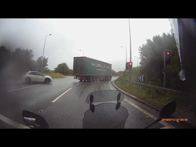 Near miss at M61-M65 Jct