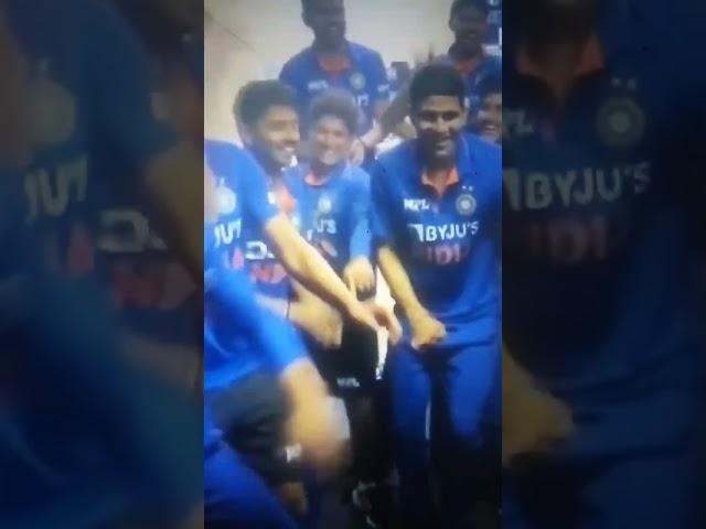 patli kamari dance on team india all cricketers #shorts #viral #cricket shorts