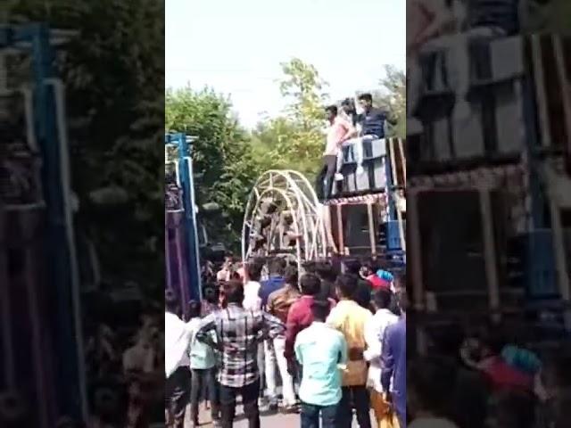DJ ki takkar Adivasi DJ