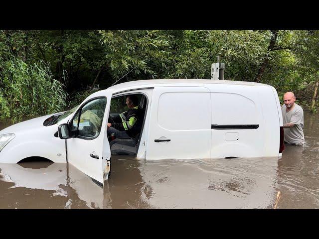 Funniest Fail!! || Hampshire & Essex Flooding || Vehicles vs Floods compilation || #167