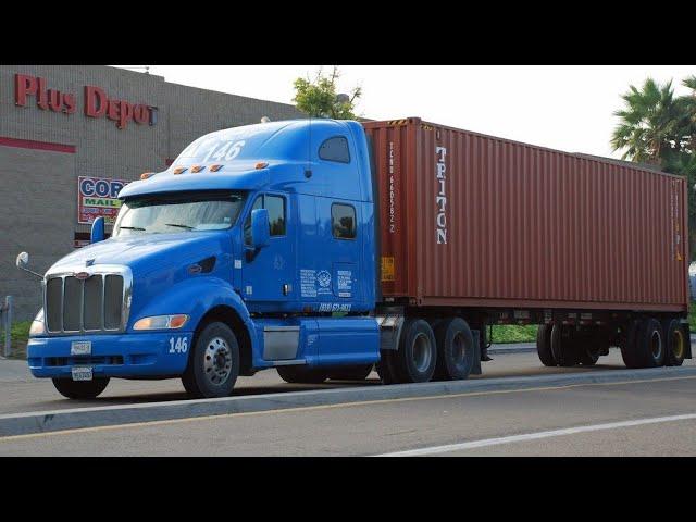 𝐓𝐑𝐈𝐓𝐎𝐍 Container Trucks