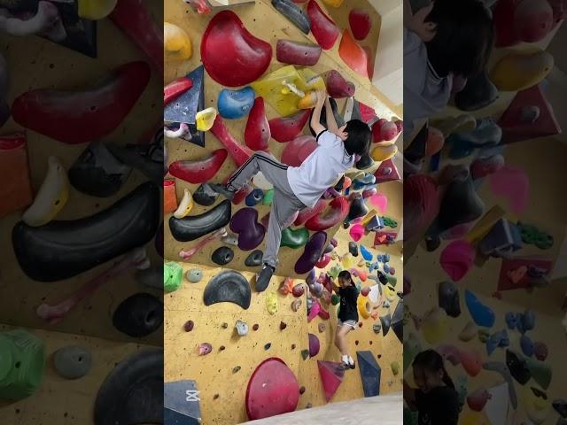 하지만 ㅋ #bouldering #kanderstegbouldering #클라이밍 #climbing #rockclimbing #볼더링 #m2클라이밍 #클밍 #