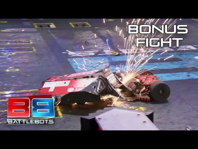 Death by 1000 Bites | BattleBots Top 32 Bonus Fight | Copperhead vs Lucky