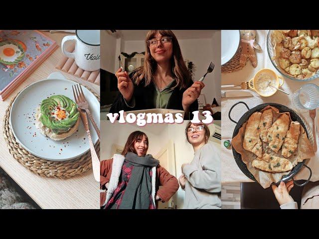 VLOGMAS 13 l girl dinner, baked fish and chips, Sims, tidying up and I get excited :')