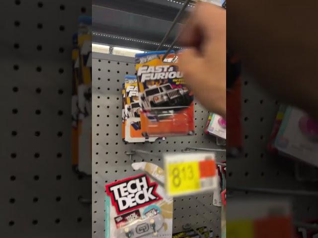 Dia normal en walmart #coleccionando #colecion #walmart #carritos