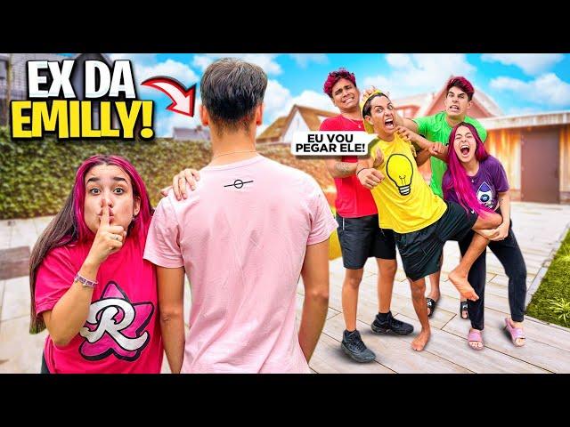 DESCOBRIMOS O EX NAMORADO DA EMILLY VICK *Deu confusão?