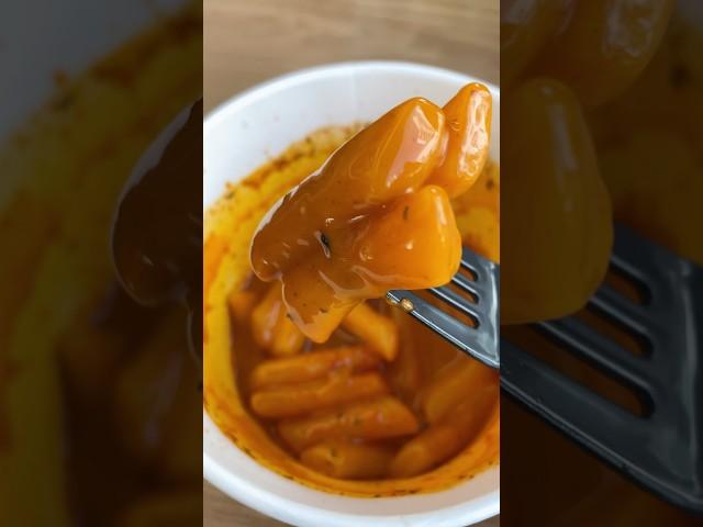 까르보 불닭 떡볶이  Carbonara spicy chicken tteokbokki #conveniencestore #conveniencestorefood