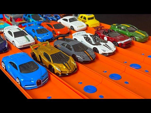 40 Hot Wheels Race Tournament (Bugatti & Lamborghini 5 Packs)