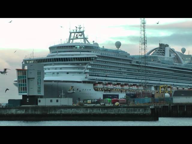 Emerald Princess leaving Greenock 15th sept 2012