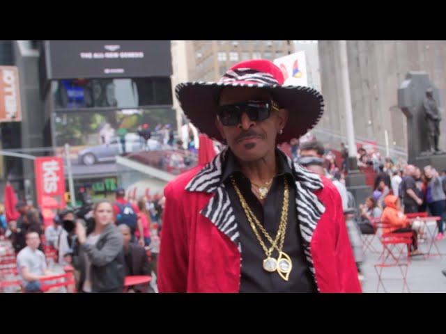 Antonio Fargas Gives Out Hugs From Huggy Bear In Times Square | COZI TV