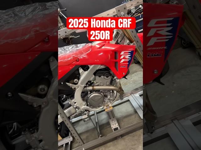 2025 Honda CRF 250 R Assembly & Start Up #honda #dirtbike