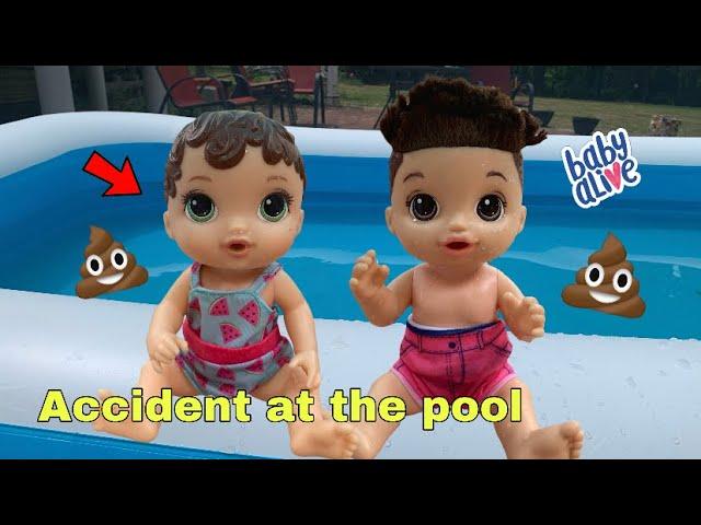 Baby alive Zoe has a accident at the pool 