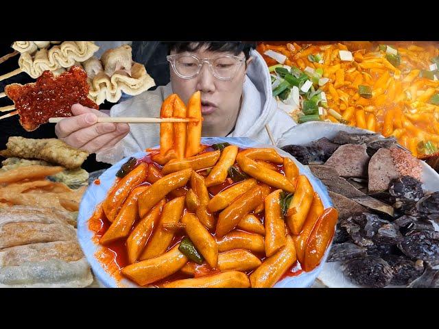 Street Tteokbokki Vendor Open for 24/7! I Had Tteokbokki, Sundae, Eomuk and More! YASIGI MUKBANG