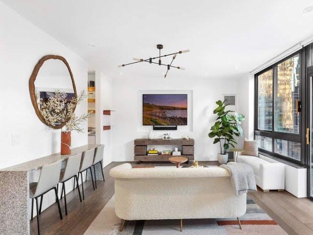 100 United Nations Plaza, Apt 15D | New York, New York