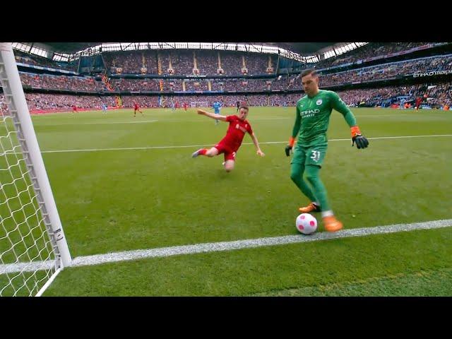 Incredible Goalkeeper Mistakes in Football