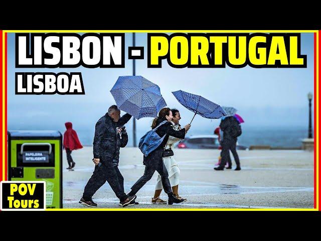 Walking Through Downtown Lisbon in the Rain | Portugal