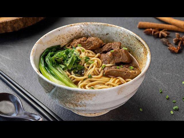 Taiwanese Beef Noodle Soup Recipe (红烧牛肉面) - A Rich Tradition with a Hearty Soup