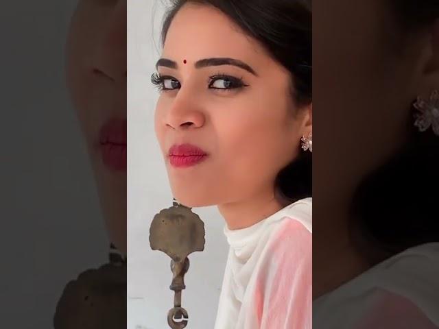 Eye Contact  | Aarthi Subash Vlogs #shorts