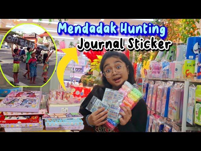 Mendadak Hanum Turun Mobil Hunting Alat Journal & Sticker, Eh ada Om Telolet Om!  Shafeea Hanum