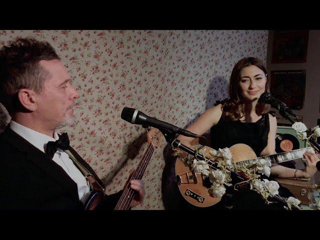 Bandtube: Zoe Acoustic Singer Weddings Manchester Cheshire