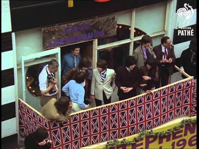 Pop Groups In Carnaby Street (1969)