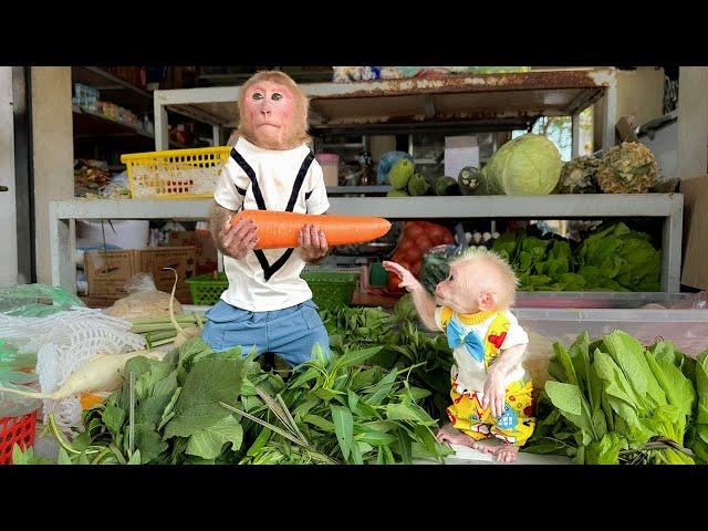 Bibi and Lala go to the market to buy vegetables and fruits with Mom!