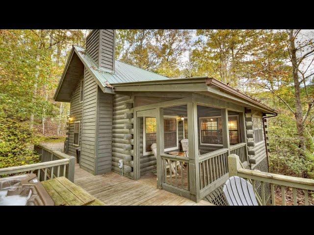 Beautiful Cherry Lake Hideaway-on the lake w/canoe & firepit | Exploring Tiny House